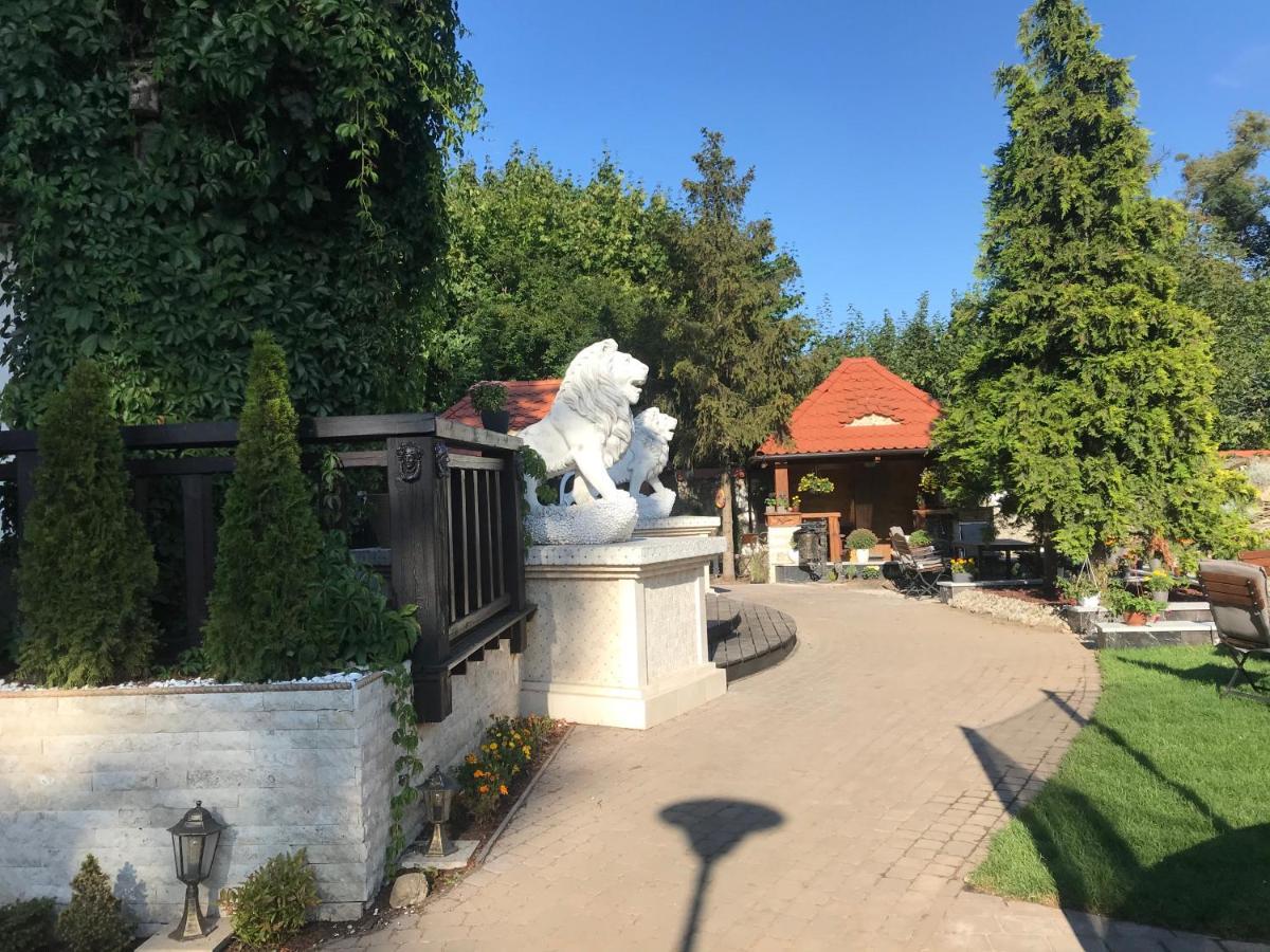 Dworek Oliwski Bed and Breakfast Gdańsk Eksteriør billede
