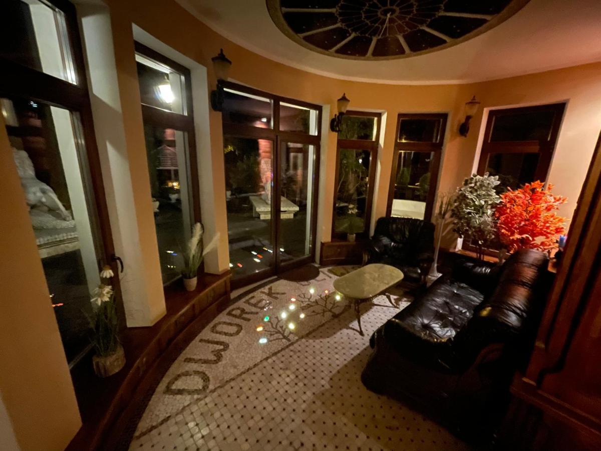Dworek Oliwski Bed and Breakfast Gdańsk Eksteriør billede