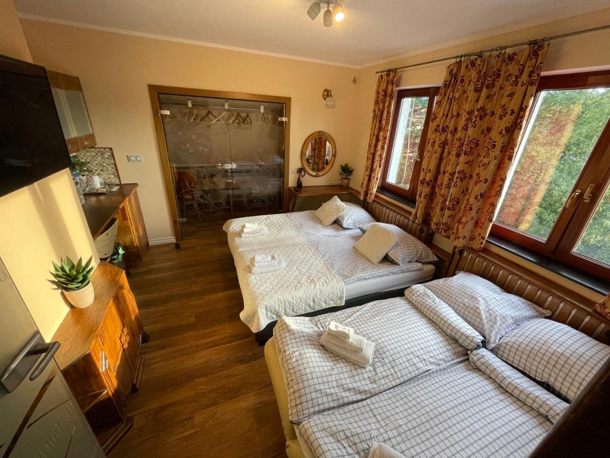 Dworek Oliwski Bed and Breakfast Gdańsk Eksteriør billede