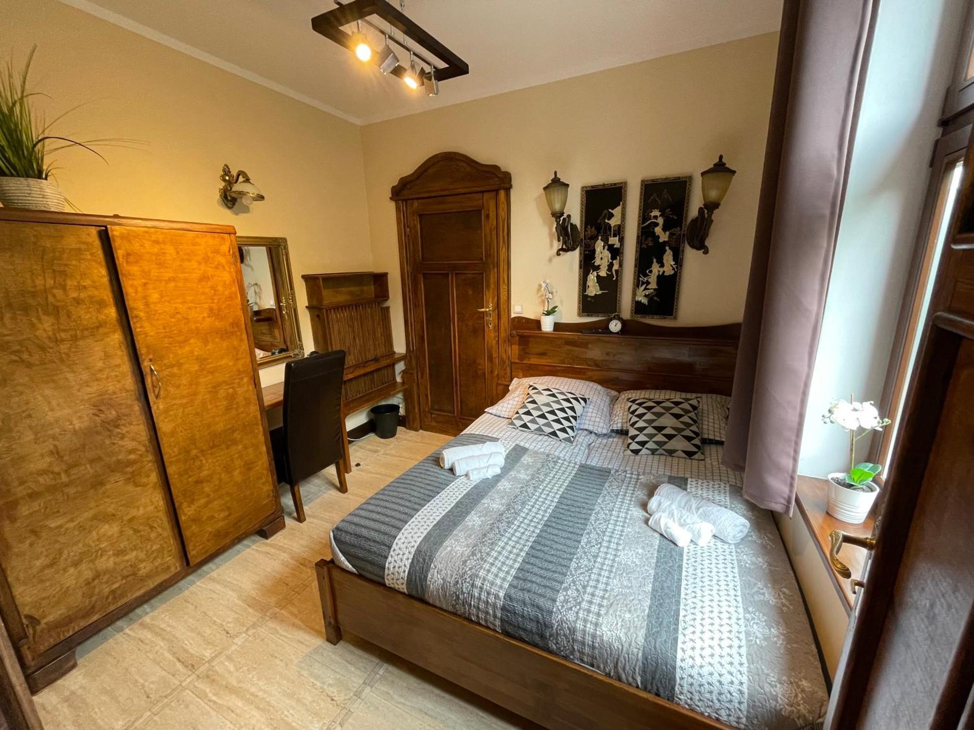 Dworek Oliwski Bed and Breakfast Gdańsk Eksteriør billede