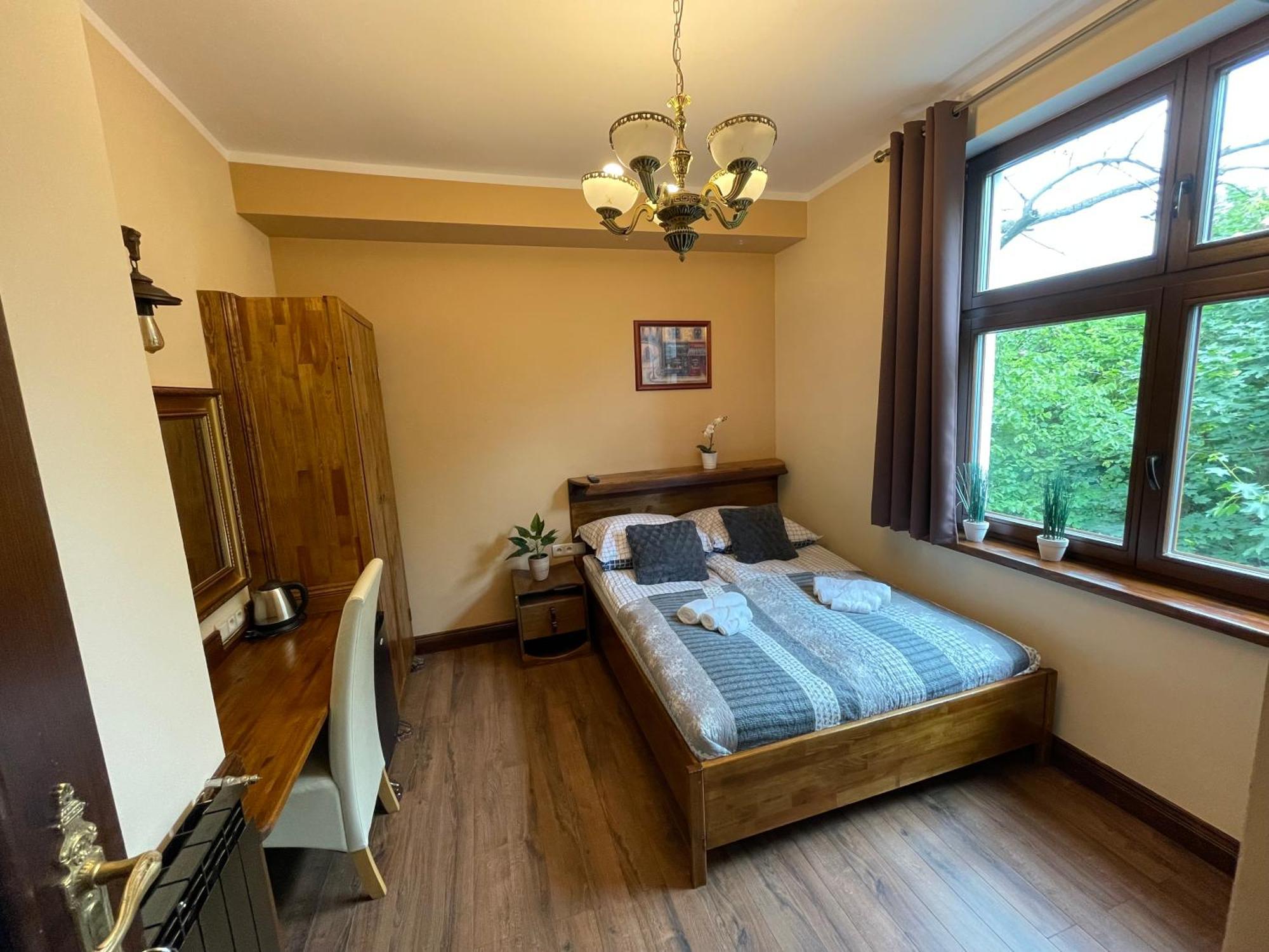 Dworek Oliwski Bed and Breakfast Gdańsk Eksteriør billede