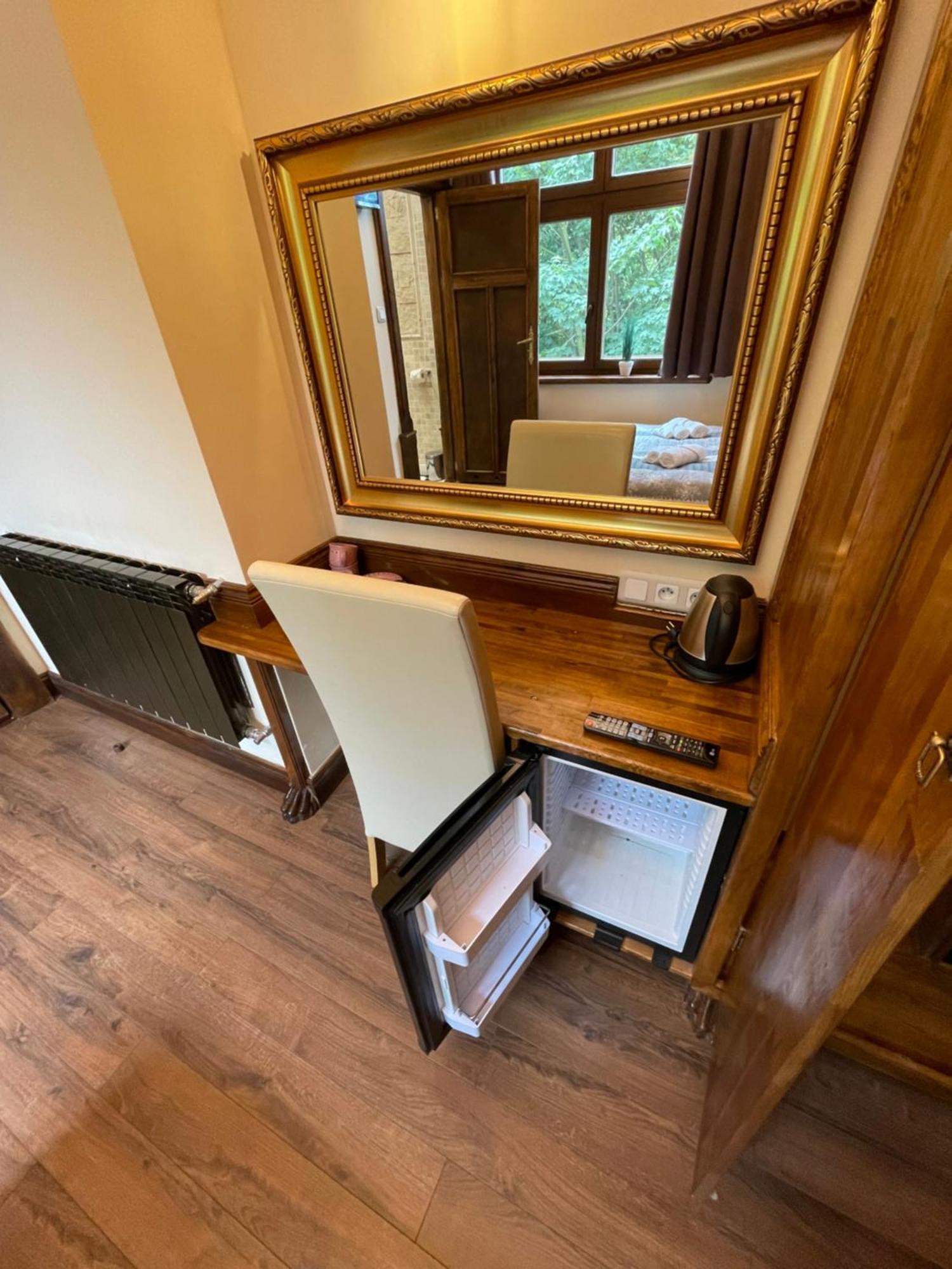 Dworek Oliwski Bed and Breakfast Gdańsk Eksteriør billede