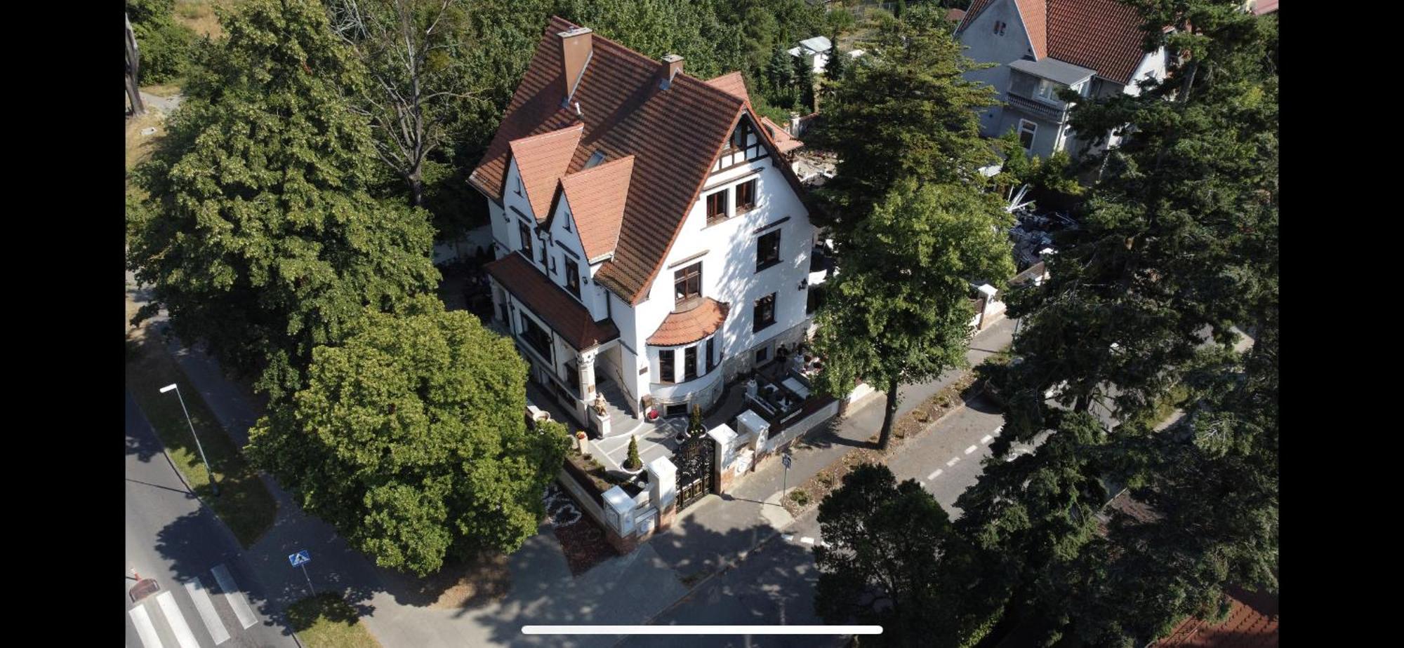 Dworek Oliwski Bed and Breakfast Gdańsk Eksteriør billede